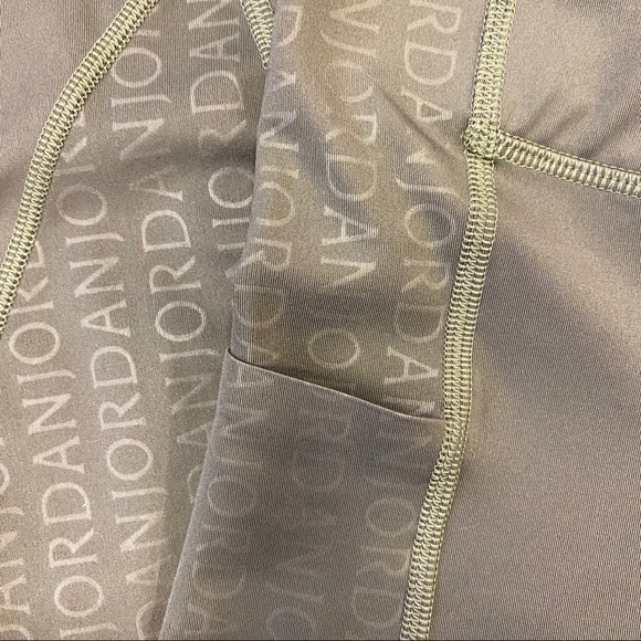 Jordan Brand Wmns Legging - Picture 9 of 11